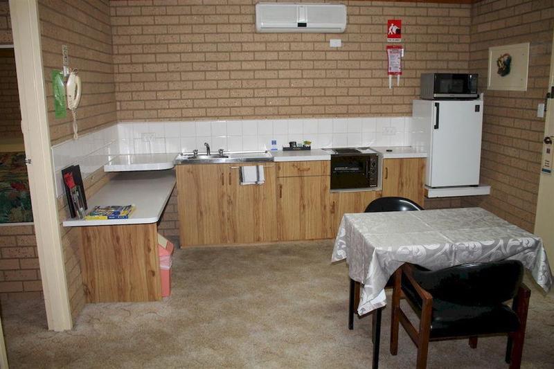 Lone Pine Motel Corowa Exteriör bild